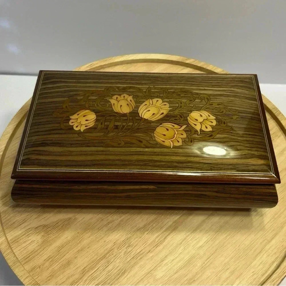 Vintage Reuge Musical Jewelry Box Made In Italy “send In The Clowns” Tested Work - Picture 1 of 12